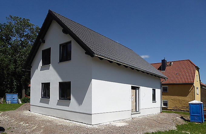 Haus im Rohbau,
welches besichtigt werden kann - Hausbesichtigung Lommatzsch
