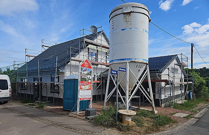 Haus im Rohbau,
welches besichtigt werden kann - Hausbesichtigung Döbeln